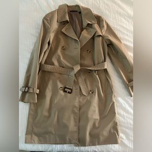 Uniqlo midi trench coat size M Khaki like new